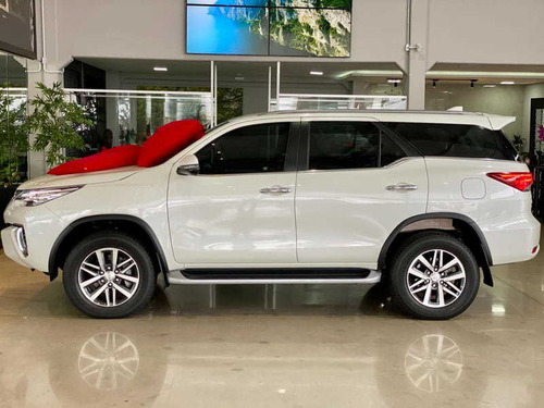 Imagem 5 de 15 de Toyota Hilux Sw4 Srx 4x4 S.8 Tdi 16v 2020