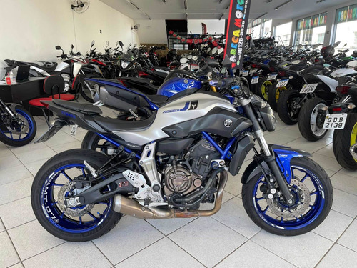 Imagem 10 de 11 de Yamaha Mt-07 Abs