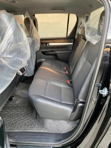 Imagem 9 de 14 de Toyota Hilux Srx 4x4 2.8 Tdi 16v Apenas 1 Mil Km