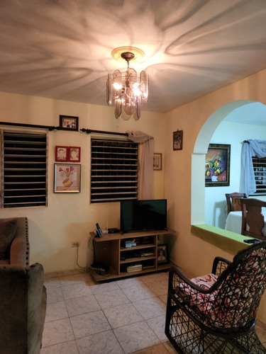 Imagen 5 de 30 de Vendo Casa Tipo Mejora En Villa Faro Con Solar De Casi 500 M2