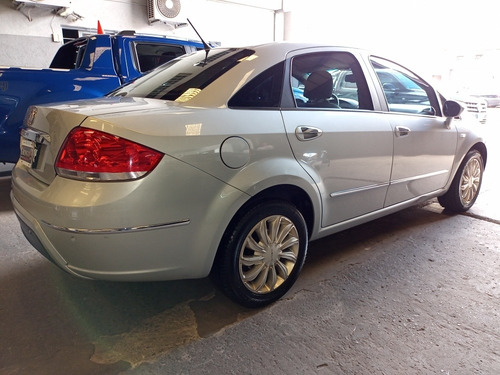 Fiat Linea 2015 1.8 Absolute 130cv Dualogic