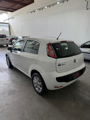 Fiat Punto 1.4 Attractive C/radio Integrada