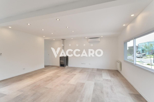 Imagen 16 de 30 de Casa En Venta En Barrio Privado Zona Oeste Haras María Victo