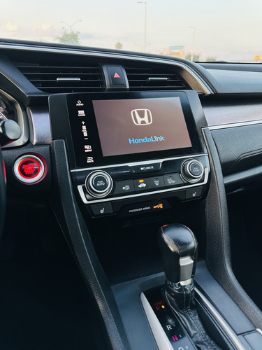 Honda Civic TOURING TURBO