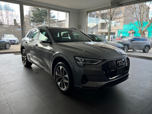 Imagen 2 de 11 de Audi E-tron 55 Quattro
