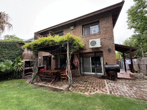 Casa En Venta De 3 Dormitorios En Bajo De San Isidro