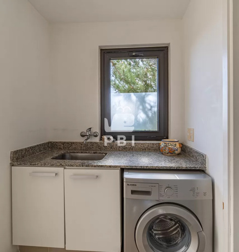 Apartamento De 3 Dormitorios En Lomo De La Ballena - Quartier Punta Ballena - Ref : Pbi143