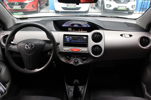 Toyota Etios 1.3 X 16v Flex 4p Manual