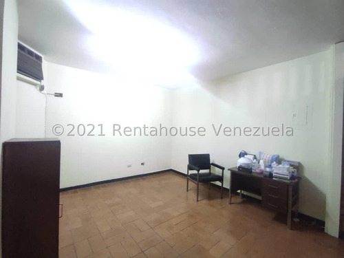 Imagen 9 de 11 de Oficina O Consult En Venta Económica Calicanto Estef 22-7079