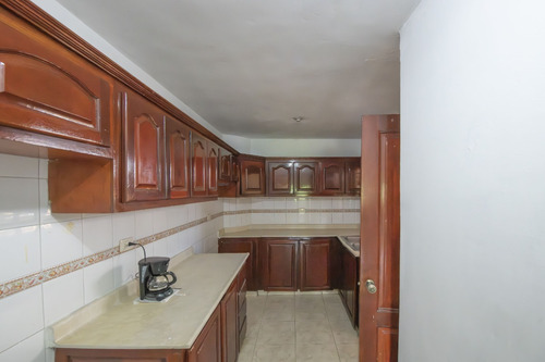 Apartamento En Gazcue En Venta, Distrito Nacional, Gascue