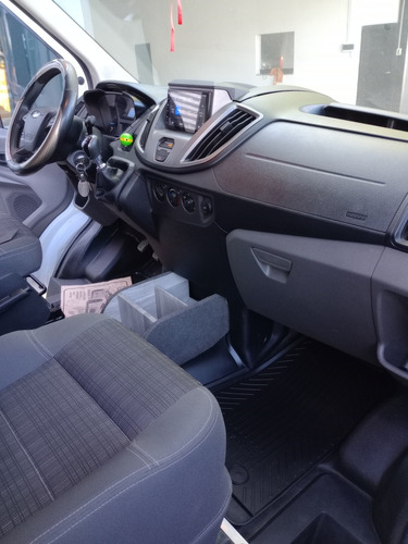 Ford Transit 2.2 Furgon Mediano 350m