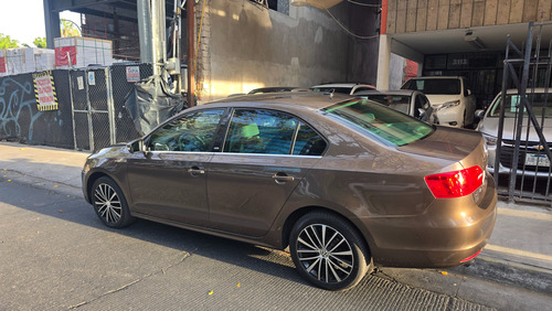 Volkswagen Jetta 2.5 Bicentenario Tiptronic At