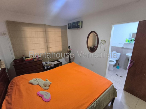 Diana C. Vende Apartamento De Oportunidad En San Diego, Monteserino. Vigilancia 24 Hrs, Pozo De Agua Rc-dc 25-19711