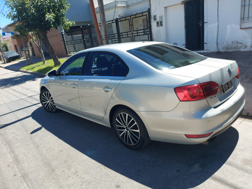 Volkswagen Vento 2.0 Sportline Tsi 200cv 2011