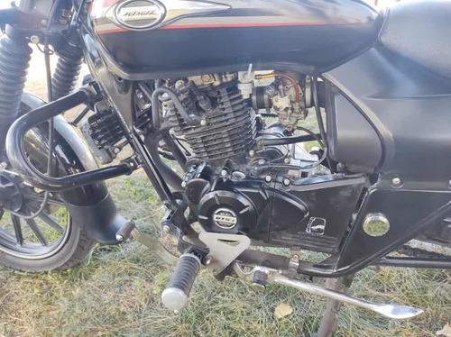 Imagen 6 de 20 de Bajaj Avenger 220