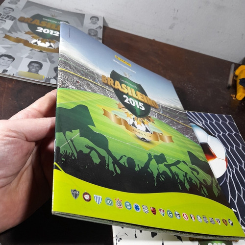 Imagem 7 de 8 de 6 Álbuns Panini Poucas Figurinhas Com 3 Camp Brasileiro
