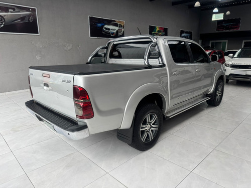 Toyota Hilux 2.7 Sr Cab. Dupla 4x2 Flex Aut. 4p