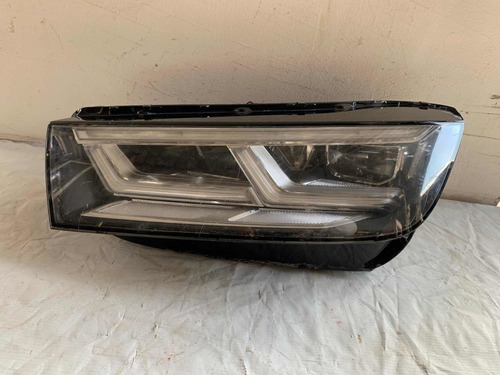 Faro Izquierdo Audi Q5 17-19 Con Detalles En Patas