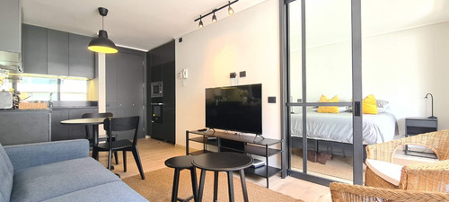 Amoblado / Estoril - Las Condes / 1d, 1b, Box Y Bodega