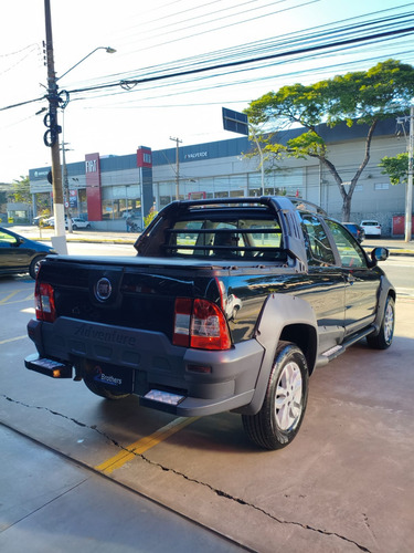 Fiat Strada 1.8 16v Adventure Cab. Dupla Flex 2p