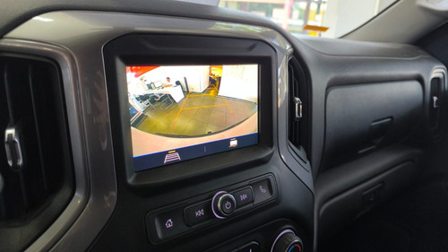 Chevrolet Silverado PAQ E. WT DOBLE CABINA 4X2 MOTOR V6 4.3L