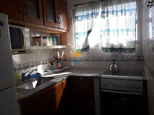 Alquiler De Temporada, Apartamento En Pleno Centro, 2 Dormitorios, Atlántida Ap146