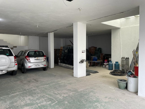 Imagen 14 de 23 de Cálida, Espaciosa Y Abrigada Casa Esquinera Con Proyeccion A Tres Pisos, Cuartos Independientes Con Baño Privado, 150 Mts De Bodegas, Ideal Pequeña Fábrica O Negocio En Expansión