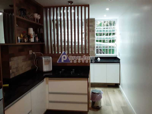 Apartamento À Venda, 2 Quartos, 1 Suíte, Leme - Rio De Janeiro/rj - 22517