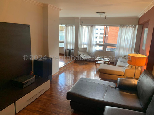 Ss: Vende Apartamento 25-3965 En La Florida De 150 M2, 3h/3b/1pe