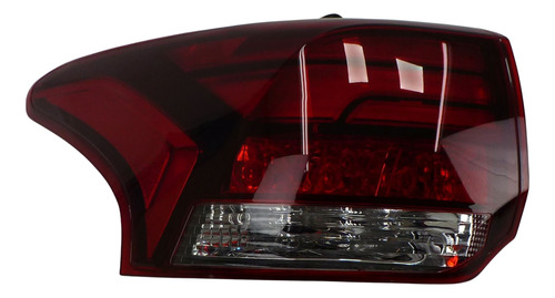 Lanterna Traseira Carroceria Outlander 3.0 V6 2021 Esquerda