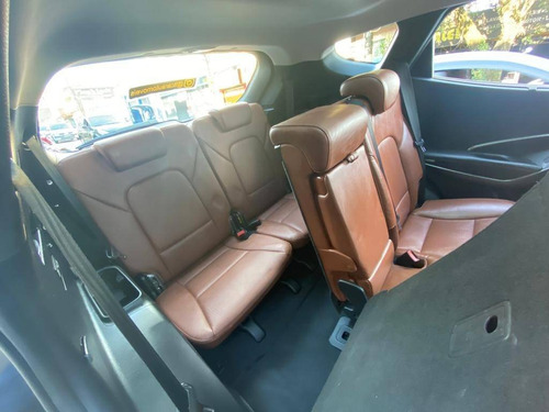 Imagem 13 de 15 de Hyundai Santa Fé 3.3 Mpfi 4x4 7 Lugares V6 270cv Gasolina