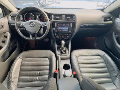 Volkswagen Jetta 2.0 TSI HIGHLINE 211CV GASOLINA 4P TIPTRONIC