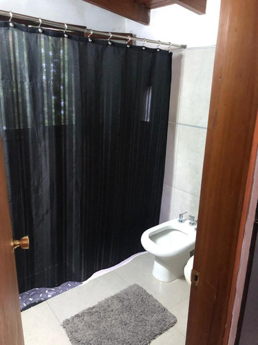 Casa En Venta De 3 Dormitorios En Zona Residencial