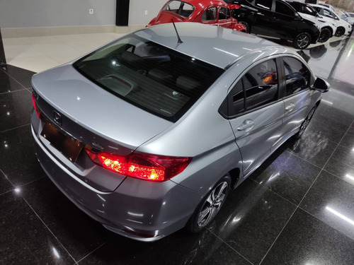 Imagem 4 de 15 de Honda City 1.5 Lx 16v Flex 4p Automático