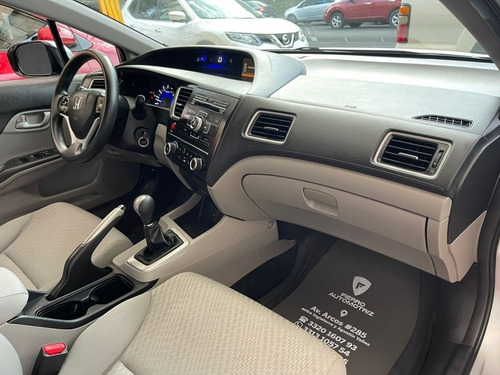 Imagen 6 de 15 de Honda Civic 1.8 Lx Sedan L4 Man. Mt 2014