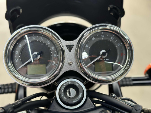 Triumph Bonneville T100