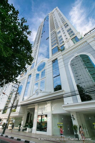 Imagem 1 de 30 de Apartamento Com 4 Dormitórios À Venda Com 270.5m² Por R$ 3.019.900,00 No Bairro Centro - Balneário Camboriú / Sc - M2em-acqtp1201