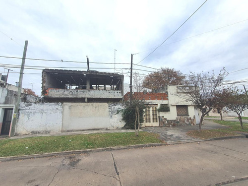Imagen 3 de 8 de Casa A Reciclar - La Florida Lado Río
