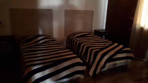 Casa En Venta - 3 Dormitorios 2 Baños - Galpón - 3.000mts2 - Uspallata, Mendoza