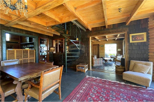 Orilla Lago, Maravillosa Vista! 2 Casas, 5000 M2