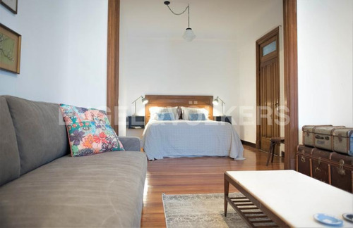 Imagen 9 de 16 de Apartamento Amoblado En Palacio Salvo - Id 3301