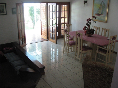 Imagen 3 de 14 de Hermoso Chalet En Punta Mogotes