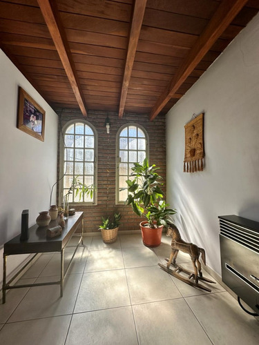 Venta Casa De 3 Dormitorios En Gorriti 841