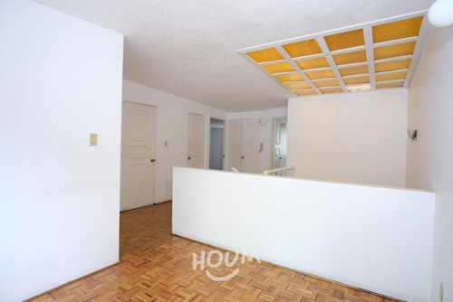 Casa En Lomas De Chapultepec, Miguel Hidalgo Con 3 Recámaras, 290 M², Id: 141682