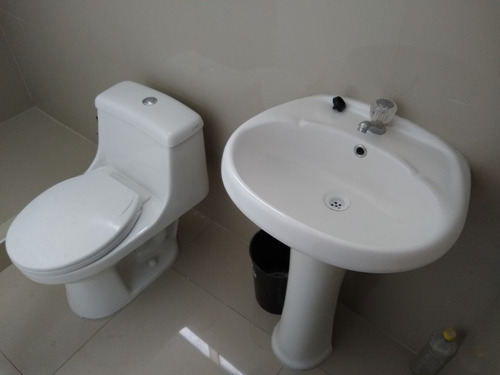 Imagen 16 de 25 de Minidepartamento En San Borja, Departamento En San Borja, Departamentos En San Borja, En Avenida Rosa Toro Cuadra 9 Cruce Con Canada Cuadra 35, Excelente Zona Comercial Todo A La Mano