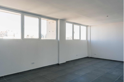 Alquilo Piso Oficina A Estrenar Balcón 90 Mts