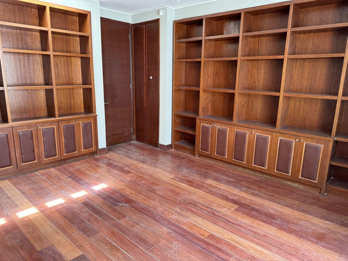 Moderna En Condominio Cercana A Colegios, Centro Comercial