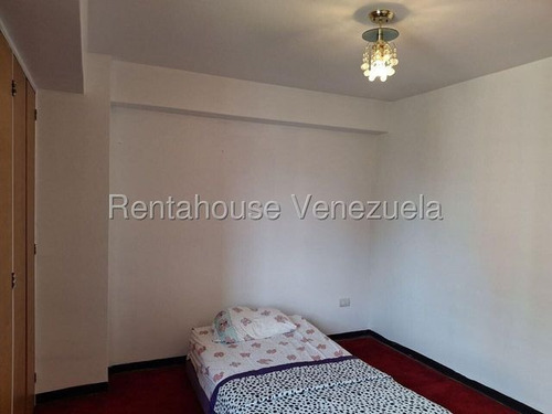 Se Vende Apartamento Prados Del Este. Mb