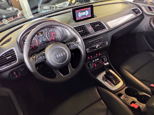 Imagem 4 de 15 de Audi Q3 2.0 4p Tfsi Ambiente Quattro S-tronic Automático