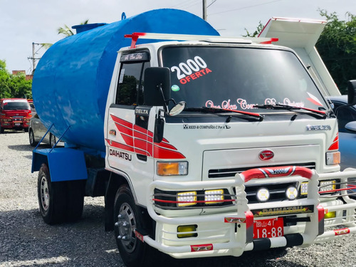 Daihatsu Cama Corta 2000 Con Tanque De Agua En Oferta 450ini